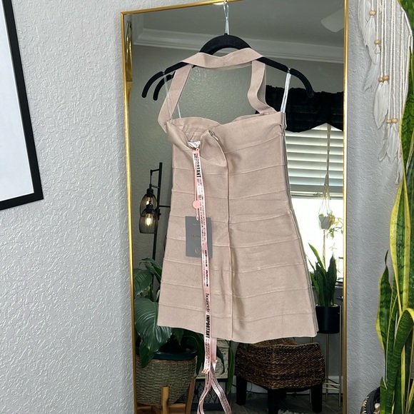 HOUSE OF CB 'Maliha' Latte Bandage Mini Dress NWOT - Picture 12 of 12